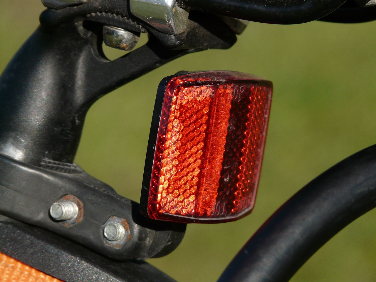 Jak wybrać najlepsze światła rowerowe dla swojego roweru